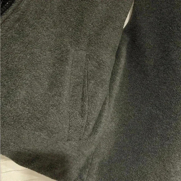 ZeroXposur Women’s Reversible Full Zip Vest - Picture 7 of 10